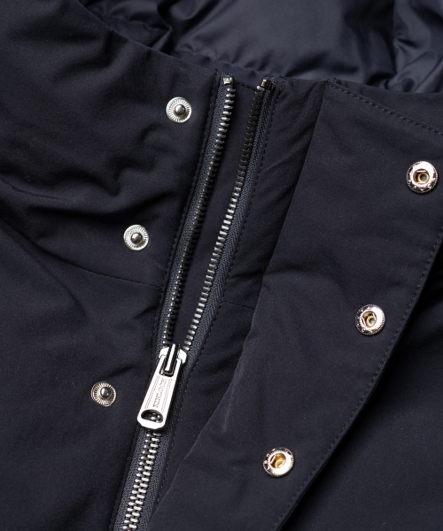 EDINBURGH CLUB（エディンバラクラブ）の「HOODED GOOSE DOWN JUMPER [NAVY]（ダウンジャケット/コート・メンズ・ネイビー・LARGE/MEDIUM/SMALL/X-LARGE）」の4枚目の写真