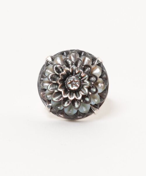 A.en(エイエン )の「【CHAN LUU】BLOOMING RING(リング・レディース・ゴールド系/シルバー×ブラック・7/6)」の1枚目の写真
