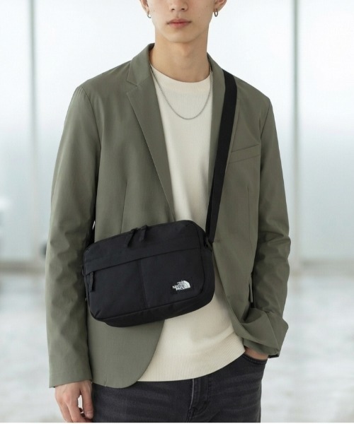 THE NORTH FACE(ザノースフェイス)の「【THE NORTH FACE/ザノースフェイス】TRAVEL CROSS BAG M NW トラベルクロスバッグ M ショルダーバッグ 軽量 クロスボディ ユニセックス(ショルダーバッグ・レディース・ブラック・ONE SIZE)」の18枚目の写真