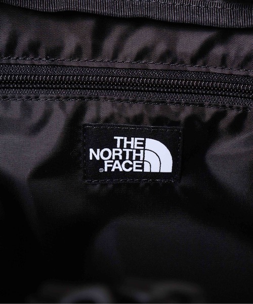 THE NORTH FACE(ザノースフェイス)の「【THE NORTH FACE/ザノースフェイス】TRAVEL CROSS BAG M NW トラベルクロスバッグ M ショルダーバッグ 軽量 クロスボディ ユニセックス(ショルダーバッグ・レディース・ブラック・ONE SIZE)」の6枚目の写真