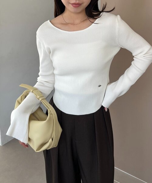 CAPRICIEUX LE'MAGE(カプリシューレマージュ)の「裾ラウンドリブニット(ニット/セーター・レディース・レッド/チャコールグレー/ホワイト/グレー・FREE)」の8枚目の写真