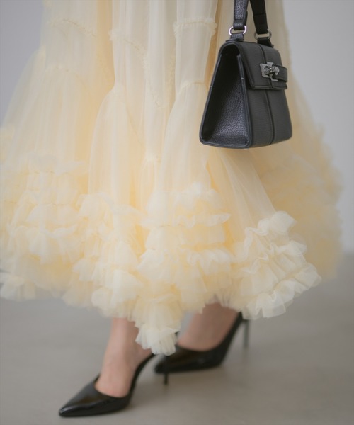 AND COUTURE(アンドクチュール)の「ボリュームフリルヘムチュールスカート(スカート・レディース・アイボリー/ブラック/オレンジ/グレー・FREE)」の14枚目の写真