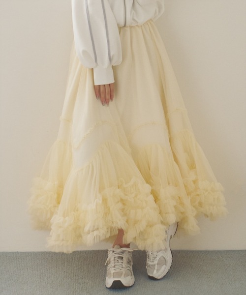 AND COUTURE(アンドクチュール)の「ボリュームフリルヘムチュールスカート(スカート・レディース・アイボリー/ブラック/オレンジ/グレー・FREE)」の12枚目の写真