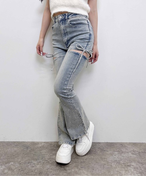 INGNI(イング)の「サイドリボンビジュー付フレアデニムパンツ(デニムパンツ・レディース・ブルー系その他/グレー/ブルー系その他3/ブルー系その他4・S/M)」の17枚目の写真