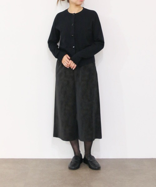 Marilyn Moon(マリリンムーン)の「eco-suede half pants(その他パンツ・レディース・ブラック/ブラウン/アイボリー・FREE)」の12枚目の写真