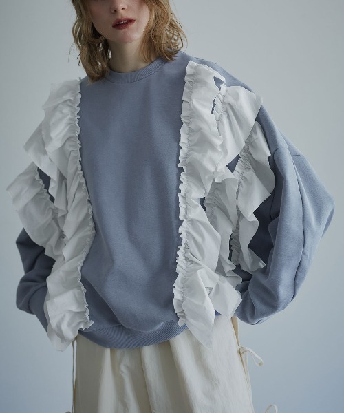 W:Huku(フーク)の「ビッグフリルロングスリーブスウェットプルオーバー / Long-Sleeve Sweatshirt Pullover with Large Ruffles(スウェット・レディース・オフホワイト/ブルー系/杢グレー/ブラック・FREE)」の18枚目の写真