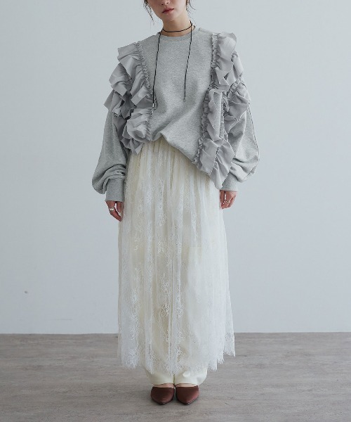 W:Huku(フーク)の「ビッグフリルロングスリーブスウェットプルオーバー / Long-Sleeve Sweatshirt Pullover with Large Ruffles(スウェット・レディース・オフホワイト/ブルー系/杢グレー/ブラック・FREE)」の10枚目の写真