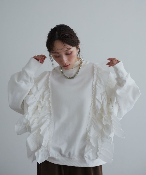 W:Huku(フーク)の「ビッグフリルロングスリーブスウェットプルオーバー / Long-Sleeve Sweatshirt Pullover with Large Ruffles(スウェット・レディース・オフホワイト/ブルー系/杢グレー/ブラック・FREE)」の13枚目の写真
