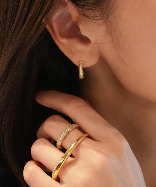 PLUS VENDOME(プラス ヴァンドーム)の「MAKI KANEKO × PLUSV collaboration_ピアス(ピアス(両耳用)・レディース・シルバー/ゴールド・ONE SIZE)」の4枚目の写真