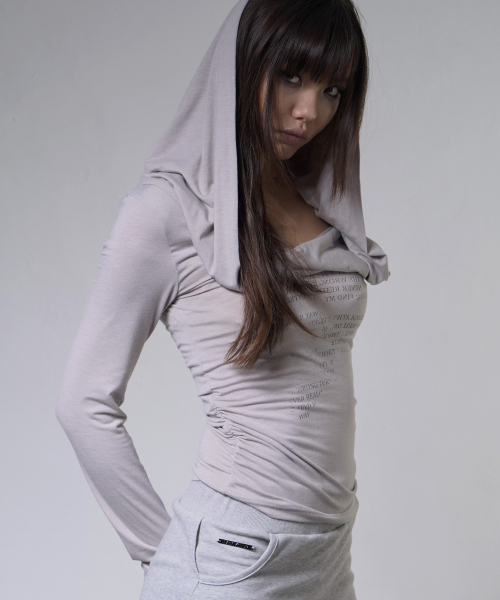 FANCY CLUB(ファンシークラブ)の「ドレープフーディ ロングスリーブ (LIGHT GRAY) F26ZB521(Tシャツ/カットソー・レディース・その他・FREE)」の2枚目の写真