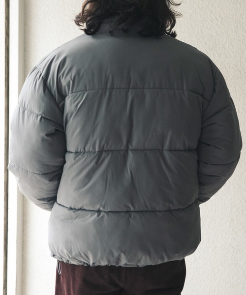 ITEMS URBANRESEARCH(アイテムズ アーバンリサーチ)の「『撥水』リップストップ発熱中綿ハイネックジャケット(ダウンジャケット/コート・メンズ・ベージュ系その他/ダークグレー/ブラック・MEDIUM/LARGE)」の21枚目の写真