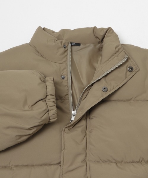 ITEMS URBANRESEARCH(アイテムズ アーバンリサーチ)の「『撥水』リップストップ発熱中綿ハイネックジャケット(ダウンジャケット/コート・メンズ・ベージュ系その他/ダークグレー/ブラック・MEDIUM/LARGE)」の6枚目の写真
