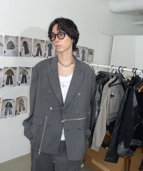 VI E DIT(ヴィエディット)の「BROKEN LINE ZIP JACKET/ブロークンラインジップジャケット/セットアップ着用可能(テーラードジャケット・メンズ・ストライプ/グレー・2/1)」の22枚目の写真