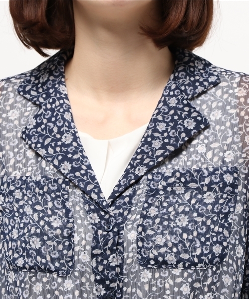 earth music&ecology(アースミュージックアンドエコロジー)の「【2016Summer】ボヘミアン花柄マキシガウン(シャツワンピース・レディース・アイボリー/ネイビー・FREE)」の11枚目の写真