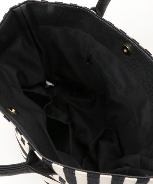 LBC（エルビーシー）の「ストライプコンビトート                   （トートバッグ・レディース・ブルー/ベージュ/ブラック・ONE SIZE）」の10枚目の写真