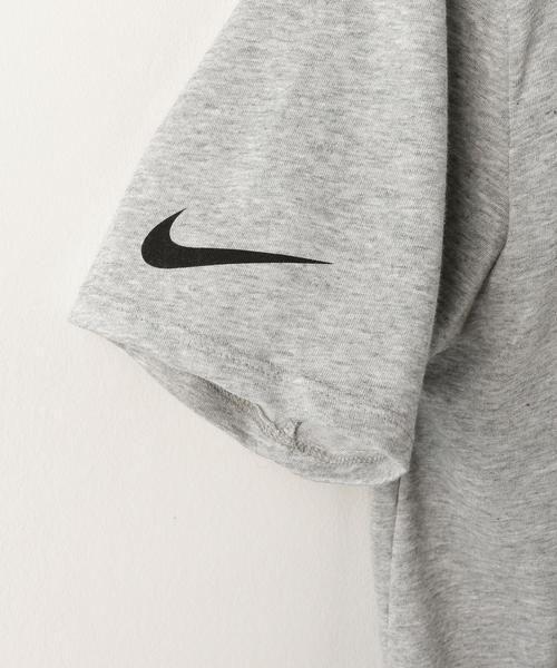 NIKE(ナイキ)の「NIKE(ナイキ) DRI-FIT ドライ SWOOSH MADE Tシャツ(Tシャツ/カットソー・メンズ・グレー/ブラック/ホワイト・SMALL/LARGE/MEDIUM)」の8枚目の写真