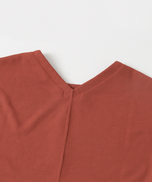 URBAN RESEARCH（アーバンリサーチ）の「機能素材サーマルワンピース（ワンピース・レディース・ブラック/レッド・FREE）」の7枚目の写真