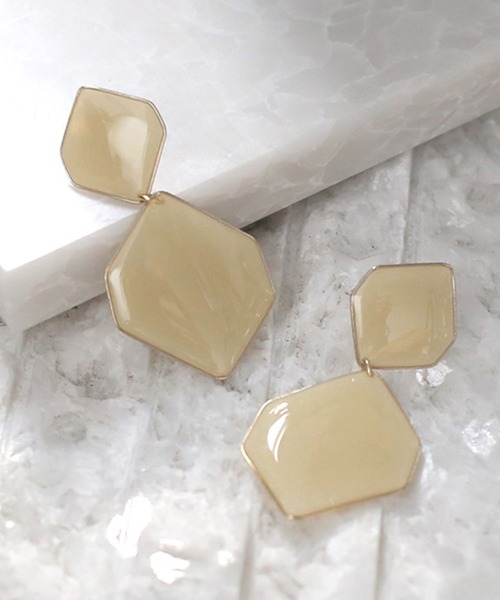 ANEMONE(アネモネ)の「ダブルヘキサゴンのつやつやピアス(ピアス(両耳用)・レディース・ベージュ/ブラウン/ブルー/グリーン/ライトピンク/ライトブラウン/パープル/グレー/エメラルド・FREE)」の5枚目の写真