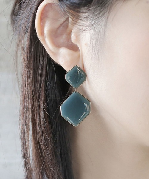 ANEMONE(アネモネ)の「ダブルヘキサゴンのつやつやピアス(ピアス(両耳用)・レディース・ベージュ/ブラウン/ブルー/グリーン/ライトピンク/ライトブラウン/パープル/グレー/エメラルド・FREE)」の7枚目の写真