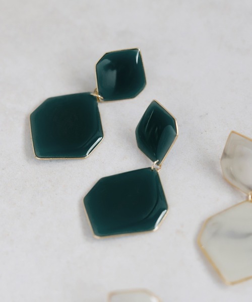 ANEMONE(アネモネ)の「ダブルヘキサゴンのつやつやピアス(ピアス(両耳用)・レディース・ベージュ/ブラウン/ブルー/グリーン/ライトピンク/ライトブラウン/パープル/グレー/エメラルド・FREE)」の6枚目の写真