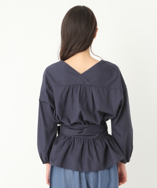 niko and...(ニコアンド)の「オリジナルウエストビックリボンVネックブラウス(シャツ/ブラウス・レディース・ベージュ/ネイビー/オフホワイト・MEDIUM/LARGE)」の12枚目の写真