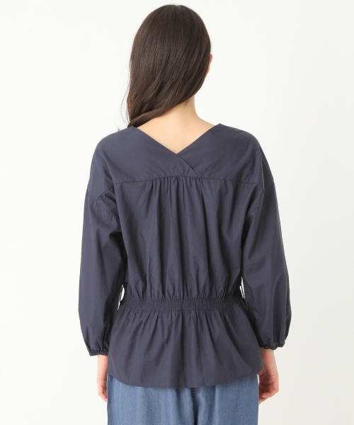 niko and...(ニコアンド)の「オリジナルウエストビックリボンVネックブラウス(シャツ/ブラウス・レディース・ベージュ/ネイビー/オフホワイト・MEDIUM/LARGE)」の10枚目の写真