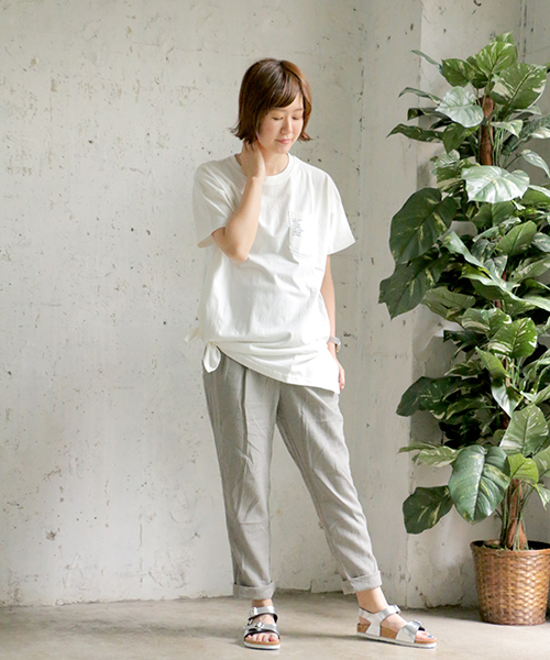 LBC（エルビーシー）の「コットンポケット刺繍Tシャツ（Tシャツ/カットソー・レディース・ホワイト/チャコールグレー/ダークグリーン・M）」の9枚目の写真