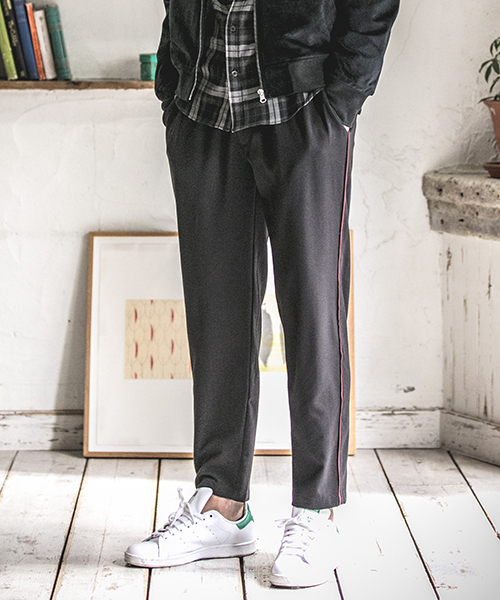 CAMBIO（カンビオ）の「mp6388 - パイピングストレッチテーパードパンツ（その他パンツ・メンズ・ブラック/グレー/キャメル・S/M/L）」の2枚目の写真