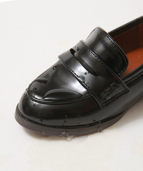 menue（メヌエ）の「【晴雨兼用】4タイプから選べる キッズ用タッセル防水ローファー（ローファー・キッズ・ブラック系その他/ブラウン系その他/ブラック系その他2/ブラウン系その他2/ブラック系その他3/ブラウン系その他3/ブラック系その他4/ブラウン系その他4・15cm/16cm/17cm/18cm/19cm/20cm/21cm）」の10枚目の写真