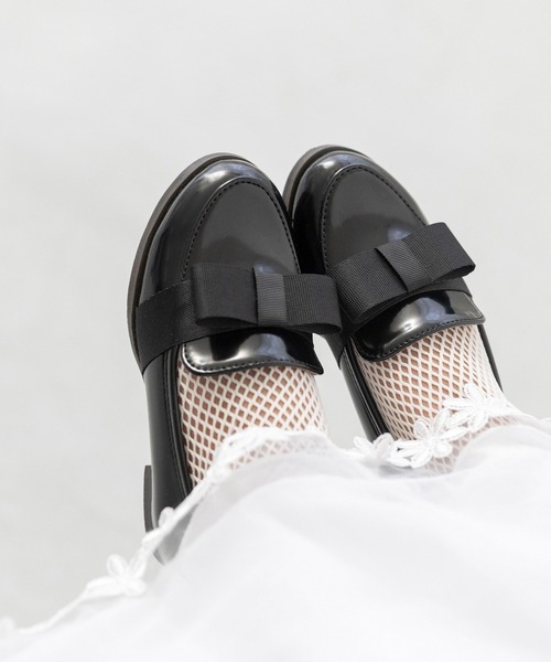 menue（メヌエ）の「【晴雨兼用】4タイプから選べる キッズ用タッセル防水ローファー（ローファー・キッズ・ブラック系その他/ブラウン系その他/ブラック系その他2/ブラウン系その他2/ブラック系その他3/ブラウン系その他3/ブラック系その他4/ブラウン系その他4・15cm/16cm/17cm/18cm/19cm/20cm/21cm）」の21枚目の写真