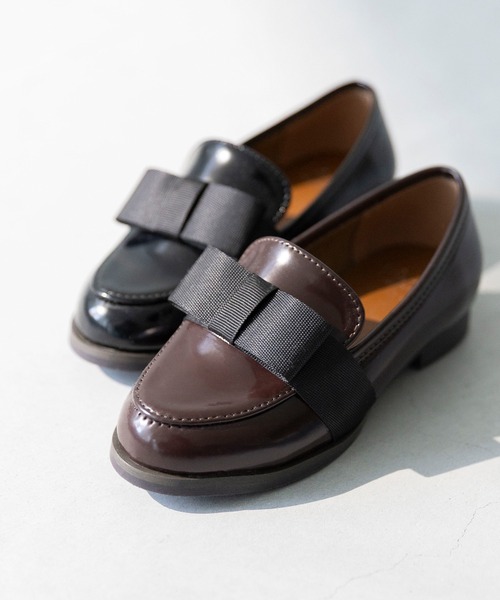 menue（メヌエ）の「【晴雨兼用】4タイプから選べる キッズ用タッセル防水ローファー（ローファー・キッズ・ブラック系その他/ブラウン系その他/ブラック系その他2/ブラウン系その他2/ブラック系その他3/ブラウン系その他3/ブラック系その他4/ブラウン系その他4・15cm/16cm/17cm/18cm/19cm/20cm/21cm）」の12枚目の写真