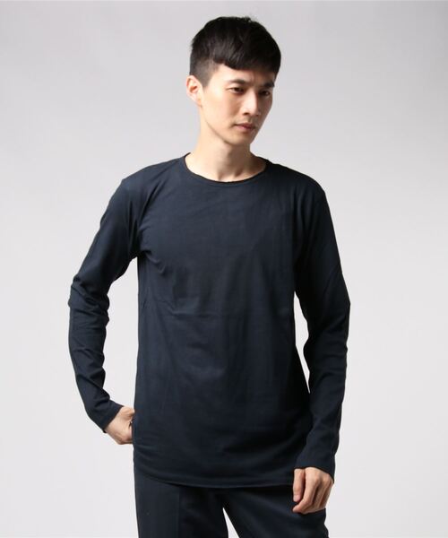 REPLAY(リプレイ)の「ベーシックジャージークルーネック ロングスリーブTEE(Tシャツ/カットソー・メンズ・ブラック/ホワイト/ダークブルー/ダークグレー・SMALL/MEDIUM/LARGE/X-LARGE/XX-LARGE/XXX-LARGE/X-SMALL)」の4枚目の写真