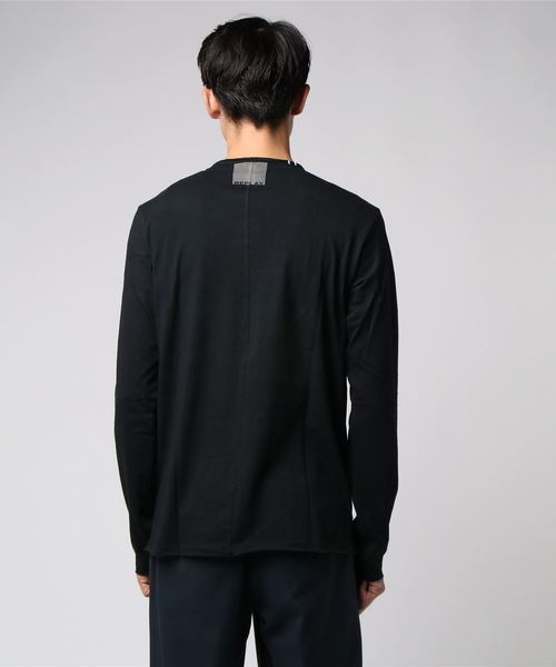 REPLAY(リプレイ)の「ベーシックジャージークルーネック ロングスリーブTEE(Tシャツ/カットソー・メンズ・ブラック/ホワイト/ダークブルー/ダークグレー・SMALL/MEDIUM/LARGE/X-LARGE/XX-LARGE/XXX-LARGE/X-SMALL)」の6枚目の写真