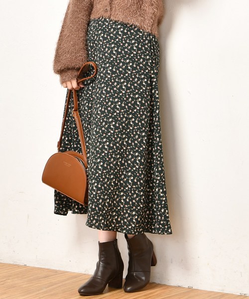 natural couture(ナチュラルクチュール)の「ヒョウ柄&小花ロングフレアスカート(スカート・レディース・ネイビー/グリーン/ブラウン系その他/ベージュ系その他・FREE)」の3枚目の写真