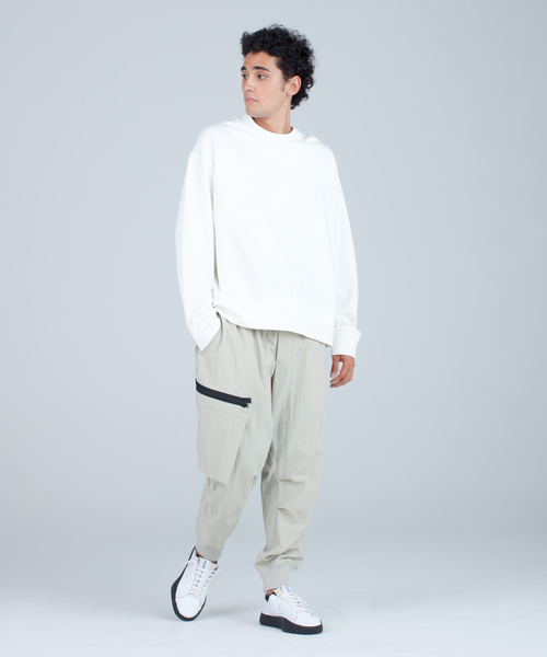 M SIGNATURE GRAPHIC CREW SWEATER M SIGNATURE GRAPHIC CREW SWEATER
