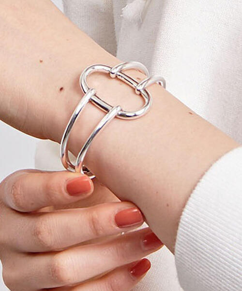 PHILIPPE AUDIBERT（フィリップ オーディベール）の「＜PHILIPPE AUDIBERT（フィリップオーディベール）＞オーバル ダブルライン ブレスレット ◆（ブレスレット・レディース・シルバー・FREE）」の7枚目の写真