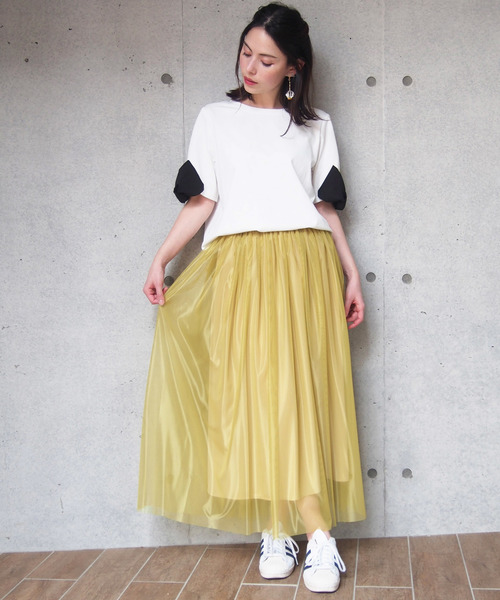 PICCIN(ピッチン)の「【日本製】シャイニーフレアスカート(スカート・レディース・ブラック/ライトグレー/ブルー/マスタード・MEDIUM)」の7枚目の写真