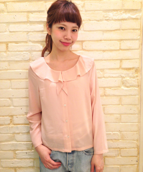 Kastane（カスタネ）の「【Kastane】V開きフリルブラウス（シャツ/ブラウス・レディース・ネイビー/アイボリー/ピンク・FREE）」の3枚目の写真