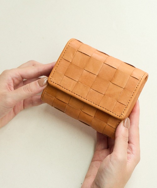 財布 レディース 二つ折 革 レザー コンパクト ズッケロ フェス 48984 楽天市場】財布 レディース 二つ折り 本革 折財布 二つ折 二つ折り財布