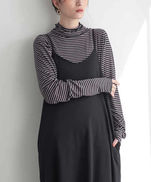 osharewalker(オシャレウォーカー)の「タートルネックモチモチロンT(Tシャツ/カットソー・レディース・ホワイト/ブラック/ネイビー/グレー/ボルドー/モカ/ホワイト×ブラック/ブルーグリーン/ブラック系その他・1/2)」の5枚目の写真