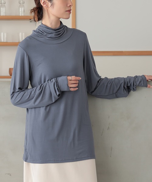 osharewalker(オシャレウォーカー)の「タートルネックモチモチロンT(Tシャツ/カットソー・レディース・ホワイト/ブラック/ネイビー/グレー/ボルドー/モカ/ホワイト×ブラック/ブルーグリーン/ブラック系その他・1/2)」の6枚目の写真
