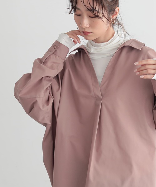 osharewalker(オシャレウォーカー)の「タートルネックモチモチロンT(Tシャツ/カットソー・レディース・ホワイト/ブラック/ネイビー/グレー/ボルドー/モカ/ホワイト×ブラック/ブルーグリーン/ブラック系その他・1/2)」の2枚目の写真