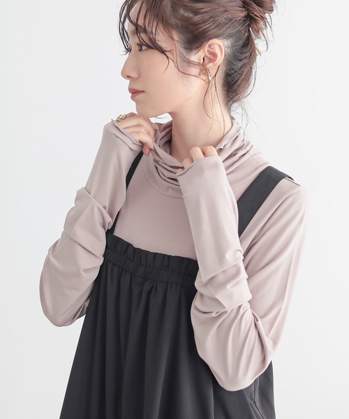 osharewalker(オシャレウォーカー)の「タートルネックモチモチロンT(Tシャツ/カットソー・レディース・ホワイト/ブラック/ネイビー/グレー/ボルドー/モカ/ホワイト×ブラック/ブルーグリーン/ブラック系その他・1/2)」の1枚目の写真