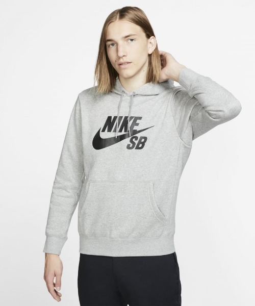 ナイキ NIKE ナイキSB アイコン エッセンシャル プルオーバー フーディ NIKE SB（ナイキエスビー）の「NIKE SB⁄ナイキエスビー SB アイコン