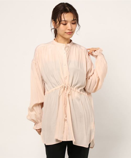 archives(アルシーヴ)の「ヨークギャザードロストブラウス(シャツ/ブラウス・レディース・ブラック/ベージュ/オフホワイト・MEDIUM)」の1枚目の写真