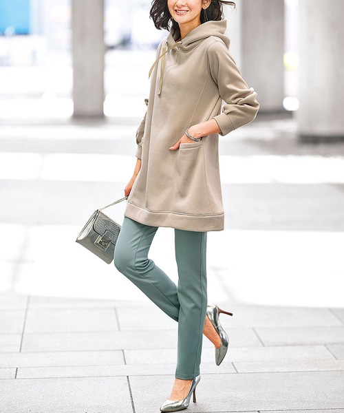 BELLUNA PLUS（ベルーナ）の「なめらかボンディング素材レギンスパンツ７３丈（その他パンツ・レディース・イエロー/モカ/ケミカルウォッシュ/ブラック/インディゴブルー/ライトブルー/ライトイエロー/アイボリー/杢グレー/ミント・SMALL/LARGE/X-LARGE/MEDIUM）」の22枚目の写真