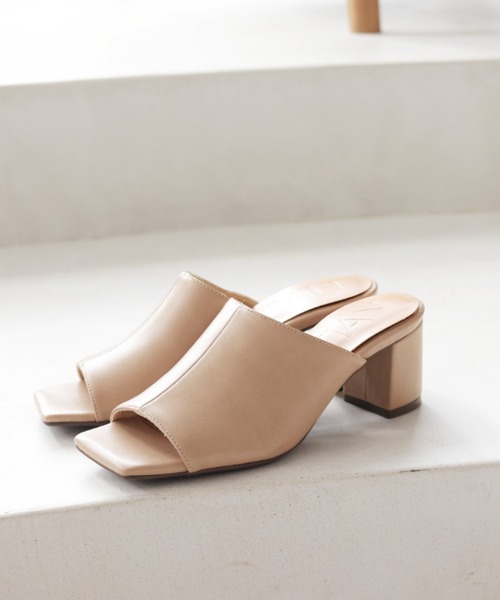 VIVIAN（ヴィヴィアン）の「スクエアトゥミュールサンダル（サンダル・レディース・ベージュ/ブラック/キャメル/グレー系その他7/アイボリー/パイソン/E/ダークブラウン/グレー/ブラック系その他3・SS/S/M/L/LL）」の5枚目の写真