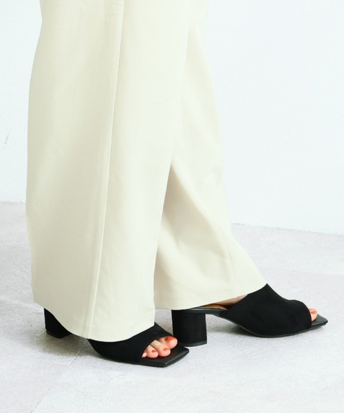 VIVIAN（ヴィヴィアン）の「スクエアトゥミュールサンダル（サンダル・レディース・ベージュ/ブラック/キャメル/グレー系その他7/アイボリー/パイソン/E/ダークブラウン/グレー/ブラック系その他3・SS/S/M/L/LL）」の18枚目の写真