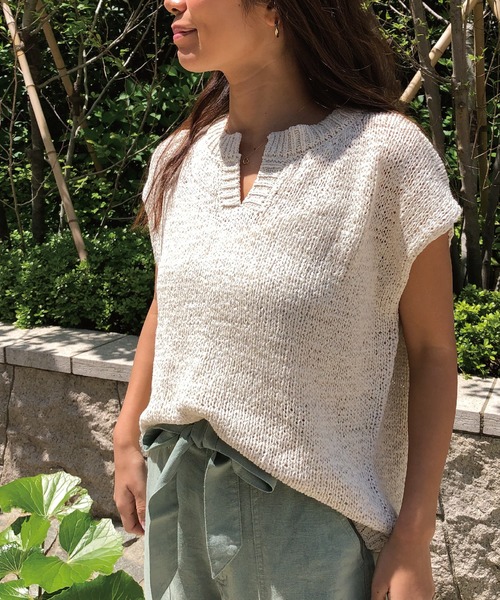 meJane（ミージェーン）の「テープヤーン/キーネックトップス（ニット/セーター・レディース・ブラウン/アイボリー・FREE）」の4枚目の写真