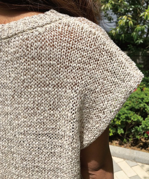 meJane（ミージェーン）の「テープヤーン/キーネックトップス（ニット/セーター・レディース・ブラウン/アイボリー・FREE）」の13枚目の写真